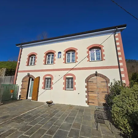 Apartman Om Ponente Bracelli